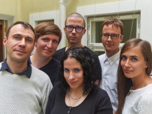 Anna hoogu: Kreatiivmootori neljas stuudioalbum