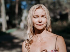 Kuidas onu Heino hakkas &uuml;hiskonnale vastu t&ouml;&ouml;tama. Intervjuu Aet Annistiga