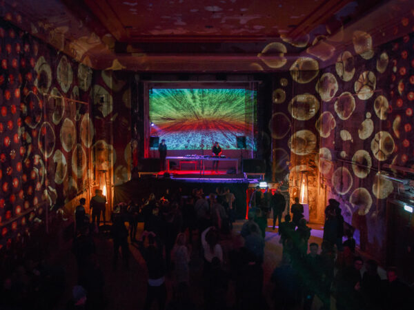 P&auml;evakommentaar: Tallinna alkoholim&uuml;&uuml;gi piirangu m&otilde;ju on kohalikule &ouml;&ouml;majandusele halvav