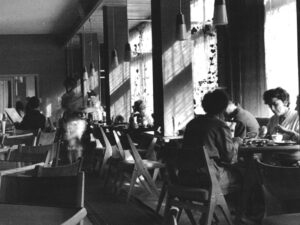 Fragmendid kadunud keskkondadest. Tallinna kohvikud