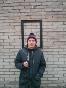 DJ-ankeet: DJ D.R.O.N.E.F.I.S.T.