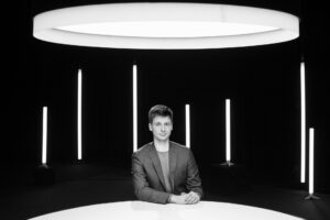 Plekktrummi kõla kümnendi taustal. Intervjuu Joonas Hellermaga