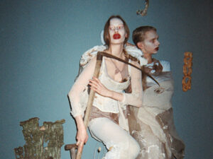 Põrgupõhja uus keerdkäkk. Intervjuu Jette Loona Hermanise ja Johhan Rosenbergiga