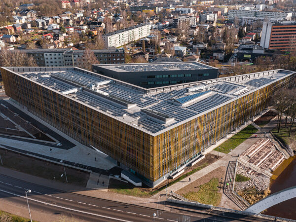 Elo Kiivet: Need neetud kastid