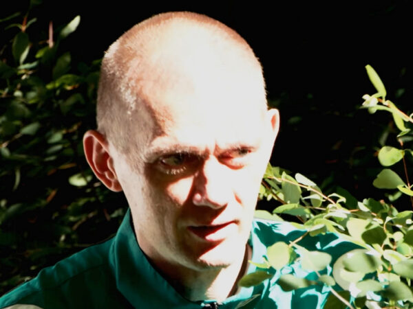 Kinospurt: Mees, keda ei võta ei ussi-, püssi- ega ka nussirohi