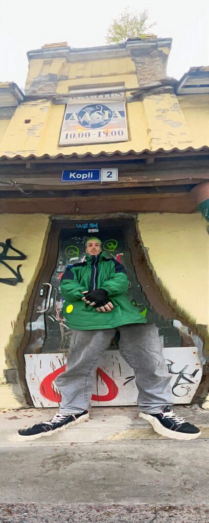Internet Cafe – piirideta muusika, positiivne õhkkond
