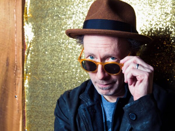 Muusikat ei saa vaadata l&auml;bi &uuml;he kitsa akna. Intervjuu Tracy Silvermaniga