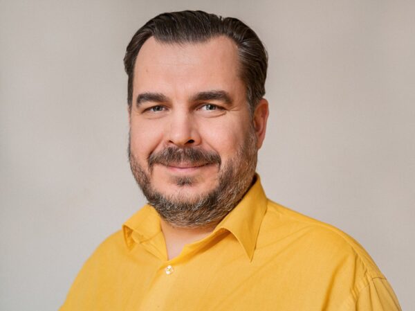 Mihkel Kangur: Teadmised kui plekk ministri kuuerev&auml;&auml;ril