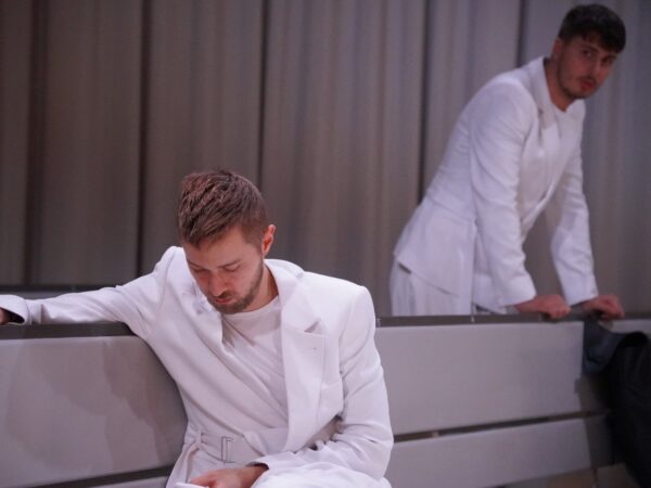 Arvustus: Küsijad kirjutavad ajalugu