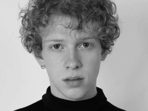 Kv&auml;&auml;rid, vabastagem end kapitalismi ahelatest!