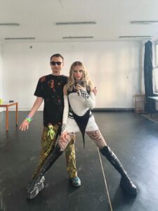 Uus ukraina biit: Alien Body