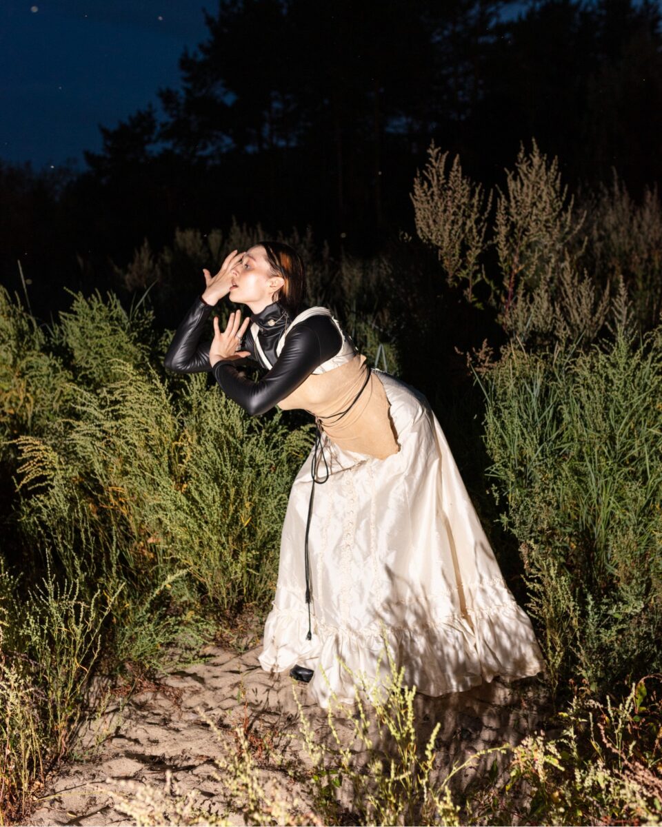 Kitty Florentine ajab naha maha