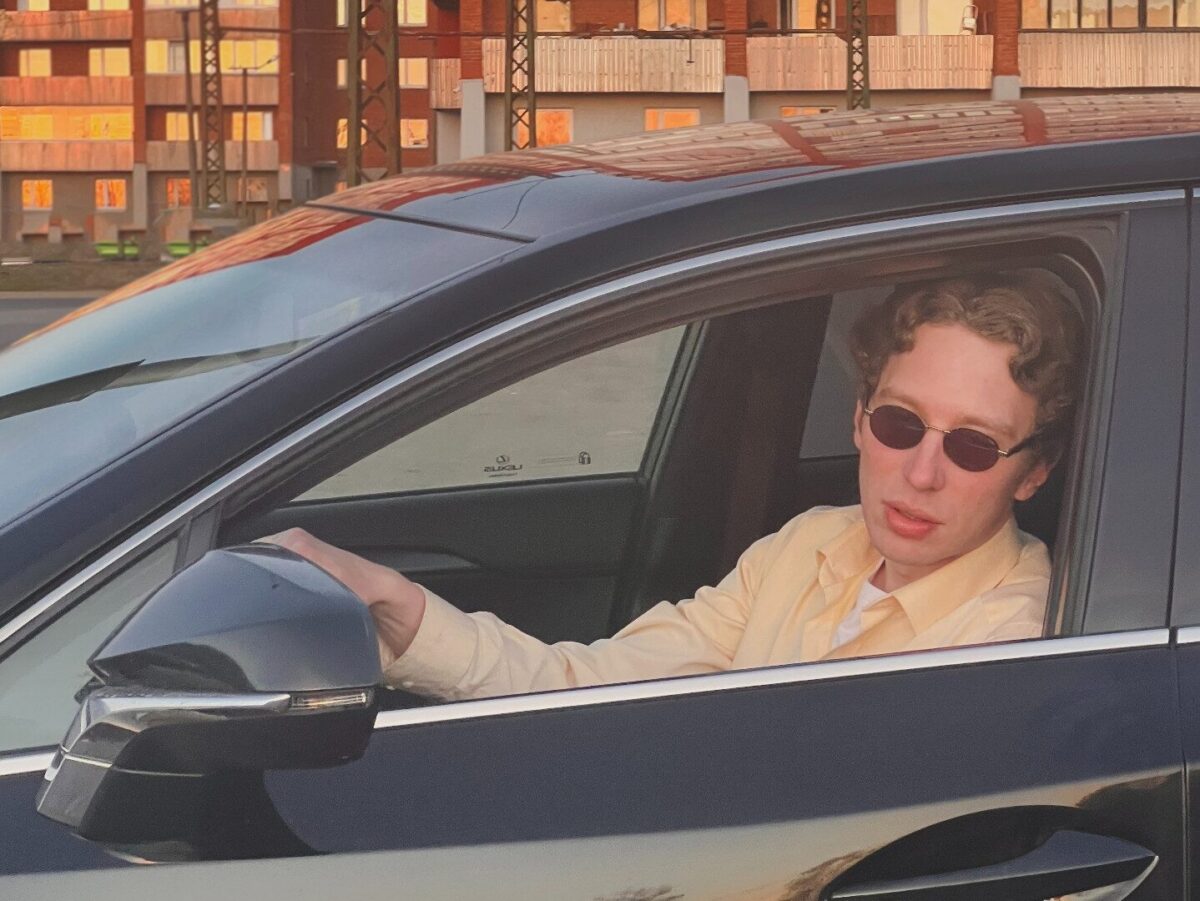 See neetud ja armastatud masin. Kümne kultuuriinimese ülestunnistus