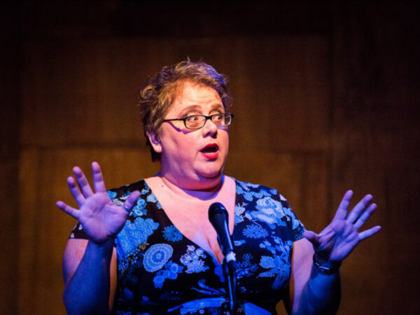 Kiirkohting: Cameryn Moore