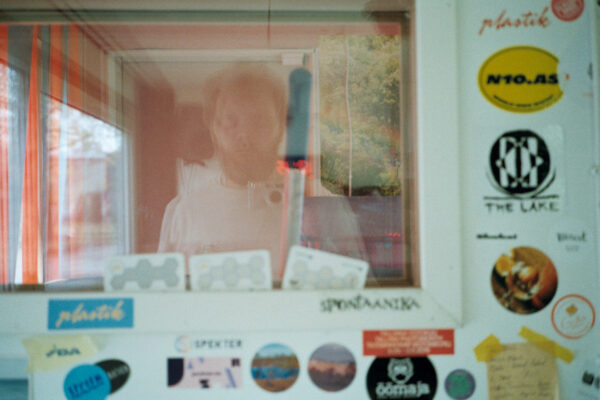 Müürilehe kultuurikalender aprillis – ukraina avangardist aasta linnu vaatlusteni