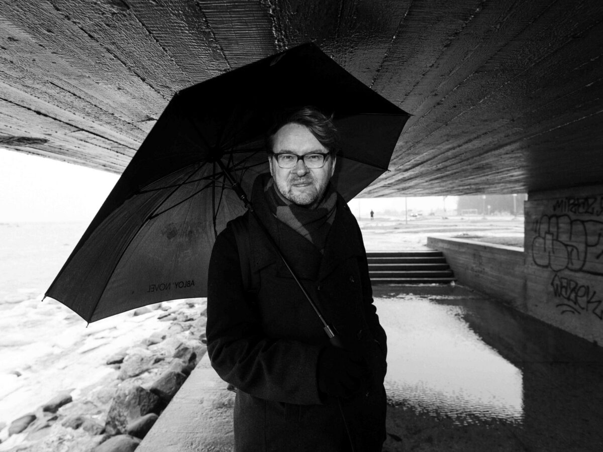 Jan Kaus: Täiuslikust lausest täiusliku teoni