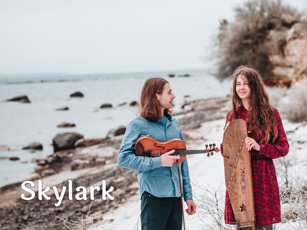 Eva Väljaots & Robbie Sherratt – Skylark (2023)