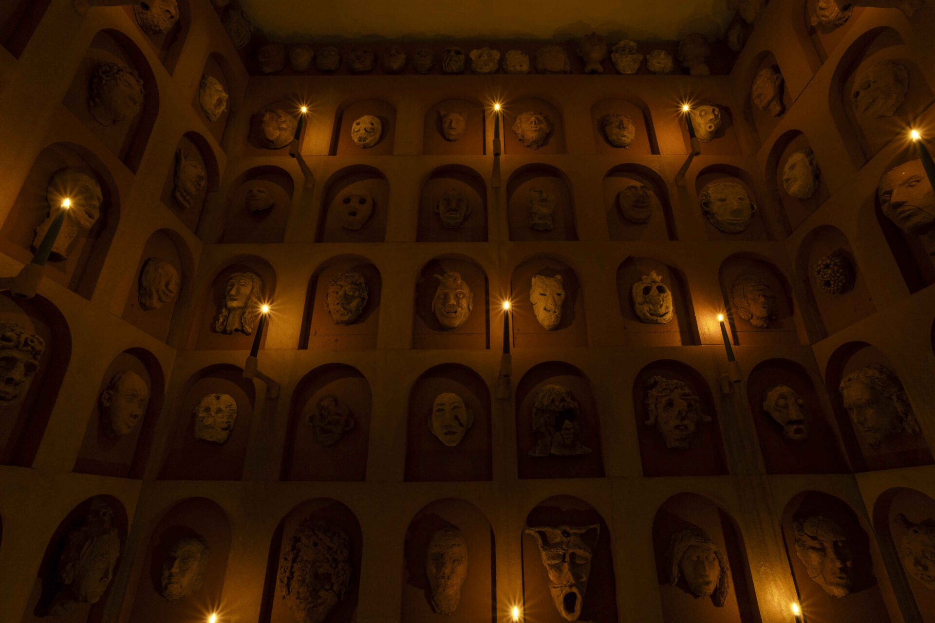 Hardstyle-mutandid, süüpesu ja vähemalt üks hea stoori. Paar sõna Veneetsia biennaalist