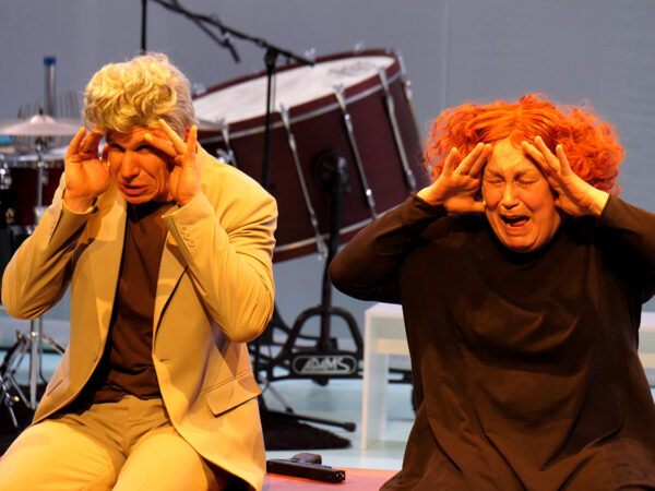 Arvustus: Nüüd võib seksist ja surmast rääkida