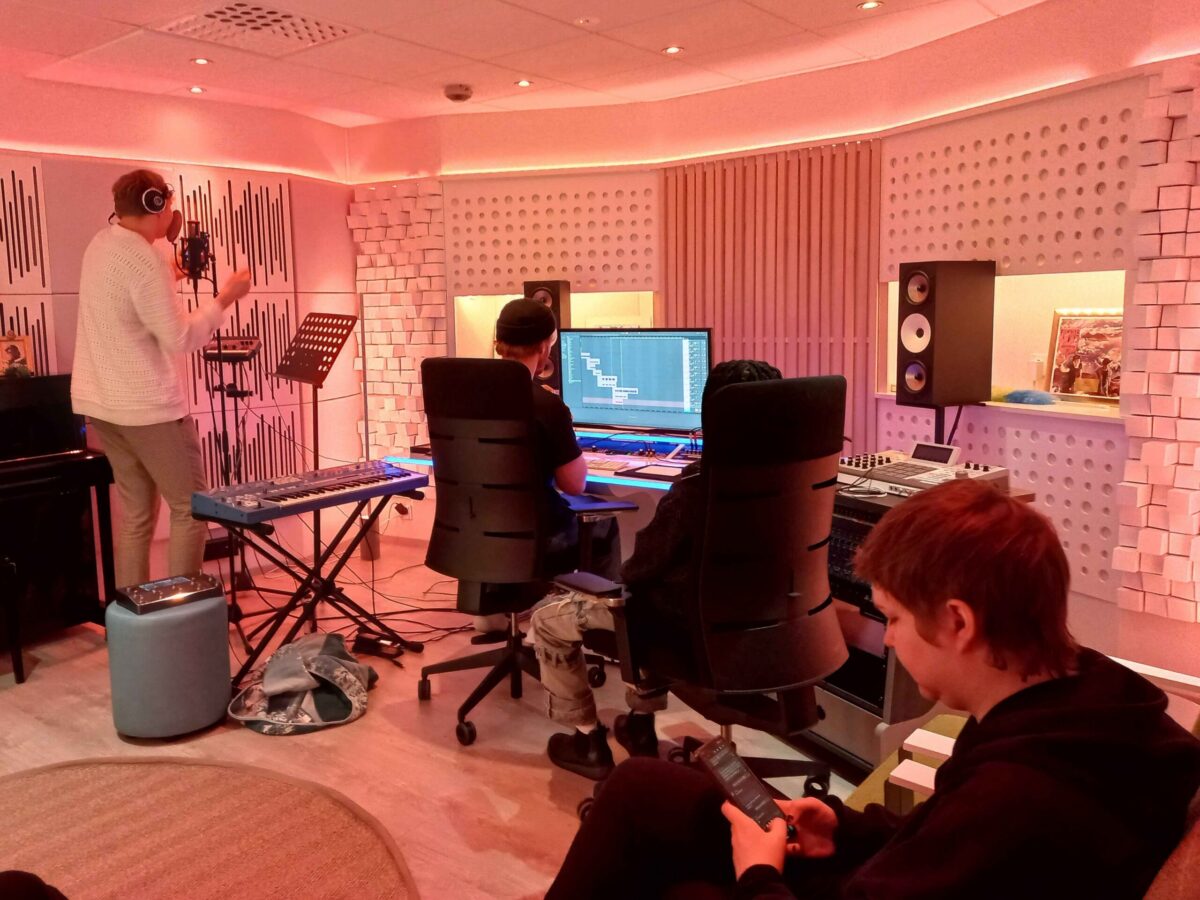 Igaühel on oma flow – räppmuusika kui vahend noorsootöös