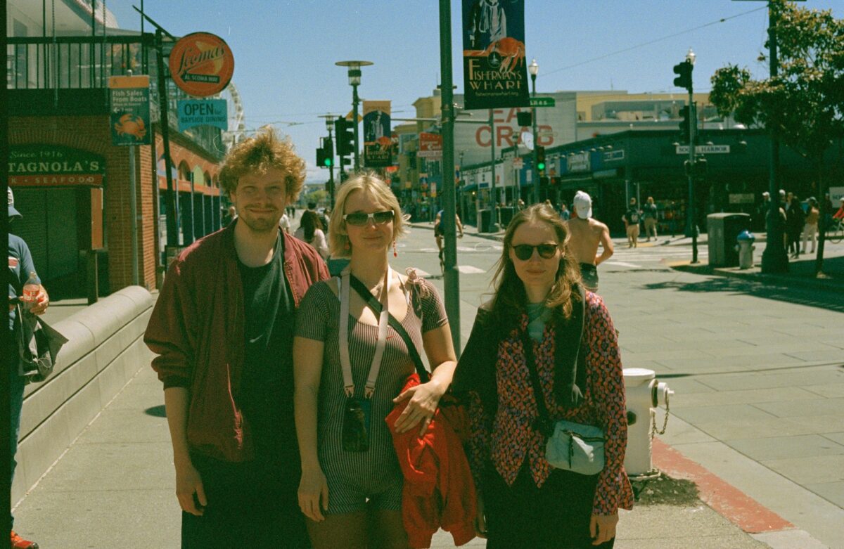 „Kolmekesi alasti ja aus olla on kergem”. Intervjuu Mirjam Variku, Sarah Nõmme ja Siim Preimaniga