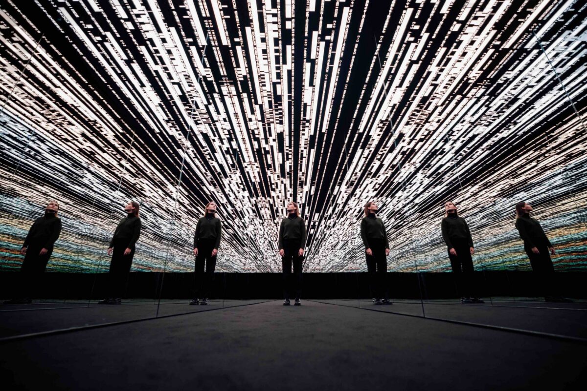 Jaapani kunstnik Ryoji Ikeda avab kultuuripealinnas Eesti teadusandmetel põhineva isikunäituse