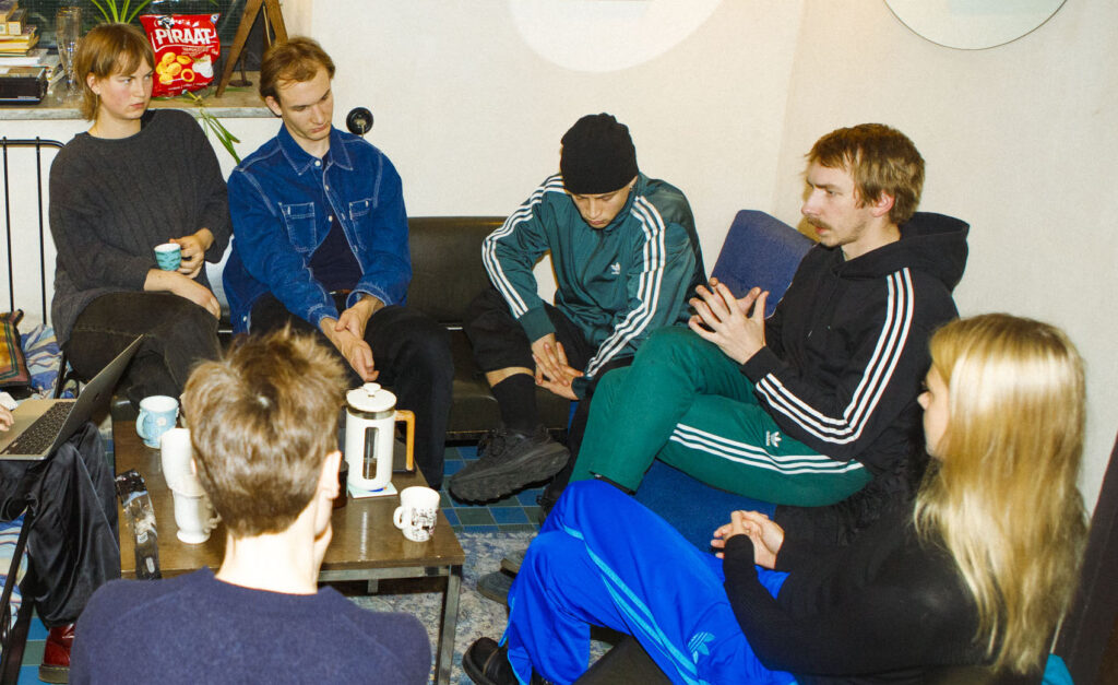 KÕIK ON HÄSTI? Intervjuu Von Krahli värske trupiga