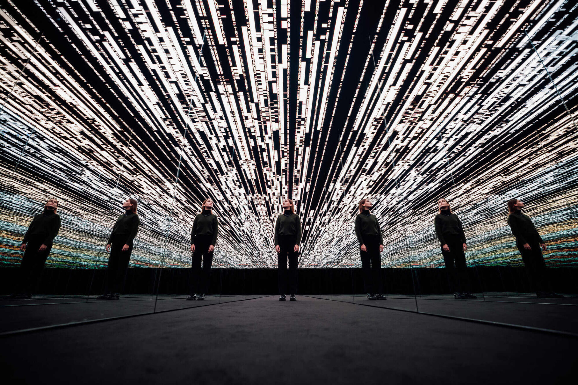 Arvustus: Lõplik inimene lõpmatute andmete ikkes