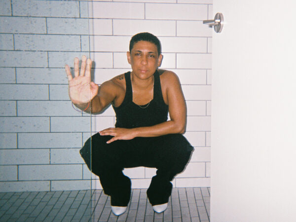 Leilah Weinraub: „Mustanahaliste lesbiliste naiste maailm on seni avastamata.”