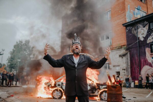 Kunst kui relv võimu ja normide vastu. Intervjuu Al Paldrokiga