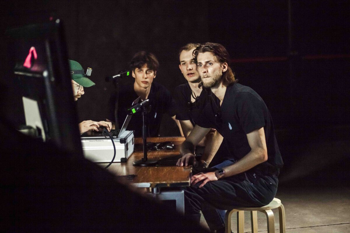 Arvustus: Tegevusliidrite Vembu-Tembumaailm