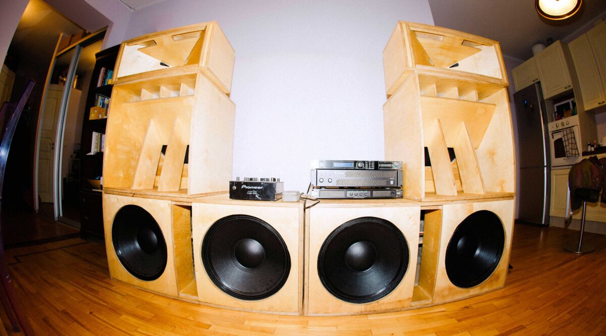 Bassikarkass: Interlüüdi garaažinomaadid