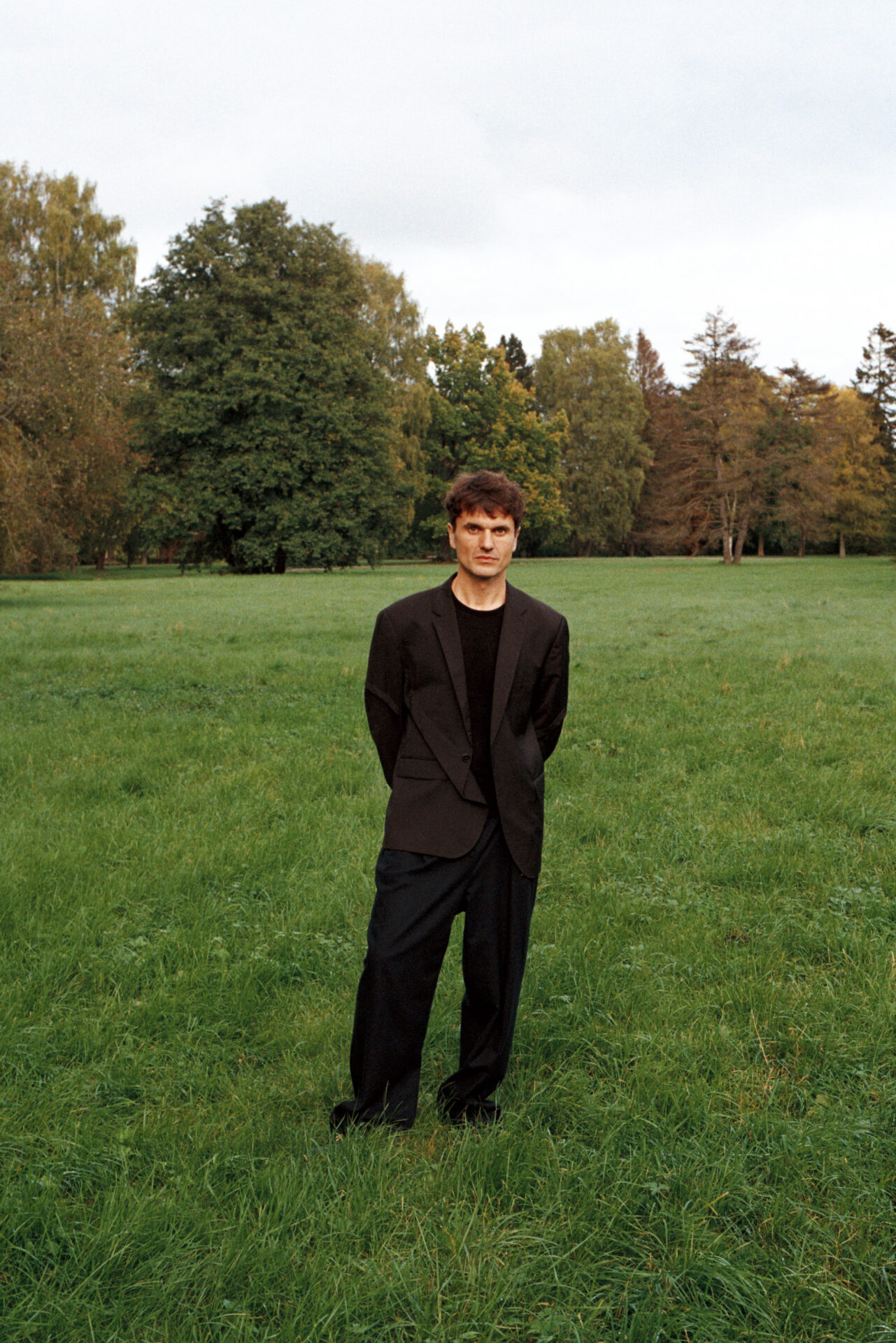 Juhtkiri: Tehis-Eesti paradiisi v&auml;ravas