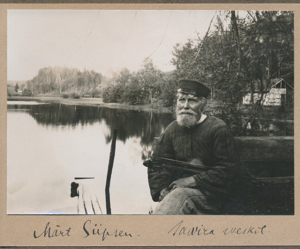 Vesiveskimölder Märt Siipsen 1912. aastal Oina veskil. Foto: Armas Otto Väisänen / ERA-12276-47855-64424